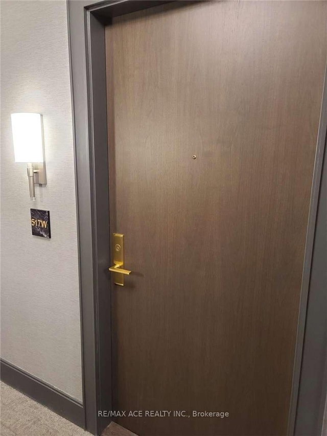 517 - 268 Buchanan Drive W