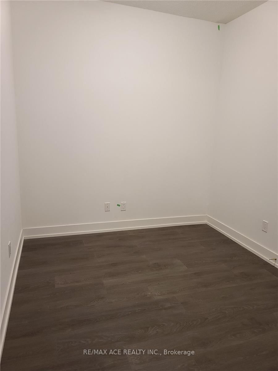 268 Buchanan Drive W, Unit 517 - Photo 8