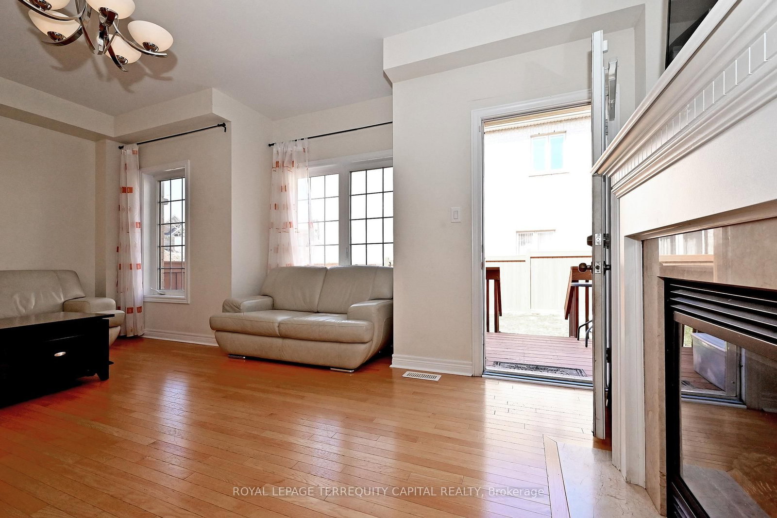 Semi-Detached House for sale at 70 Lealinds Road, Vaughan, Ontario, L6A 0L9 - Patterson - MLS: N12991194