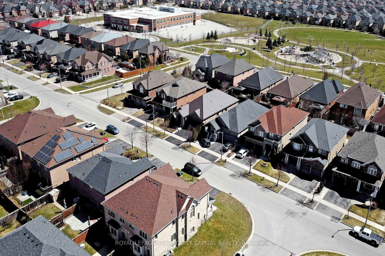 Semi-Detached House for sale at 70 Lealinds Road, Vaughan, Ontario, L6A 0L9 - Patterson - MLS: N12991194