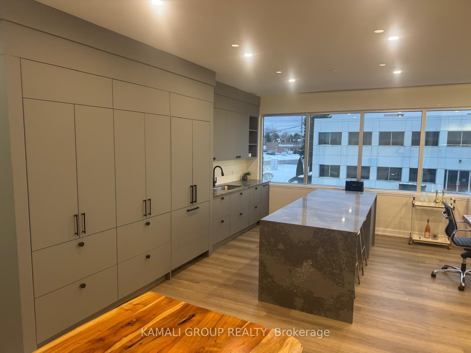 1135 Stellar Drive, Unit Executive Wing - Photo 33