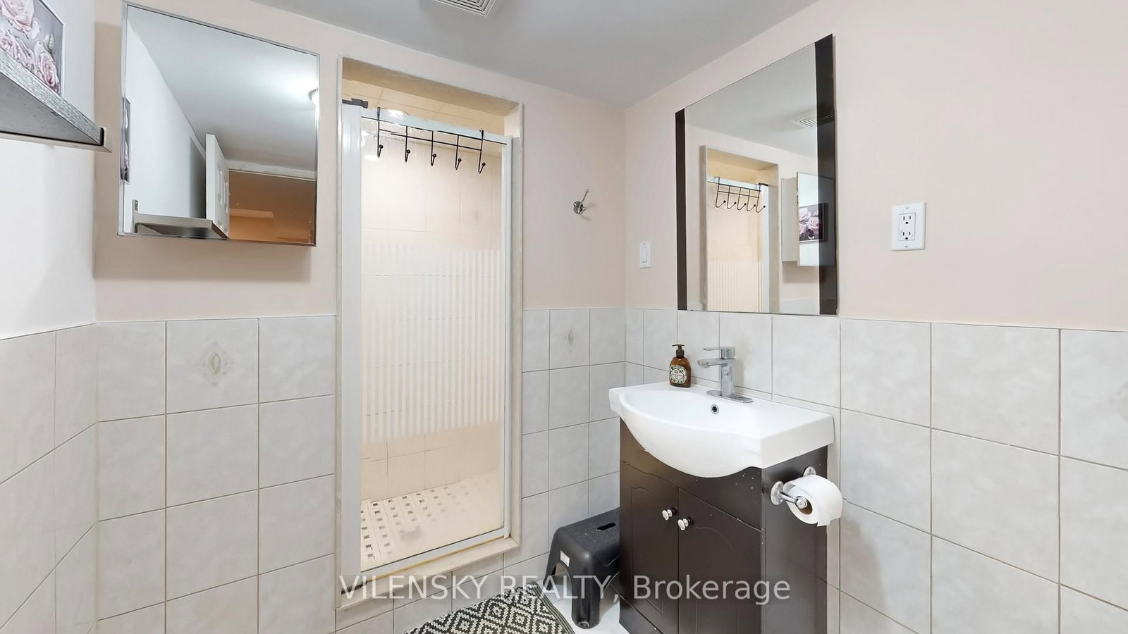 Detached House for sale at 2 Eminence Road, Vaughan, Ontario, L4K 5G2 - Patterson - MLS: N12991240