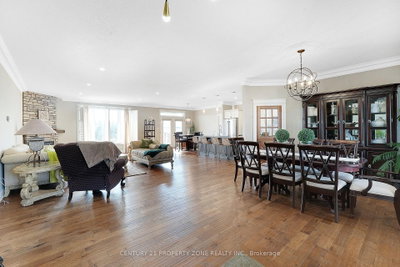 2 Harry Parker Place — photo 6