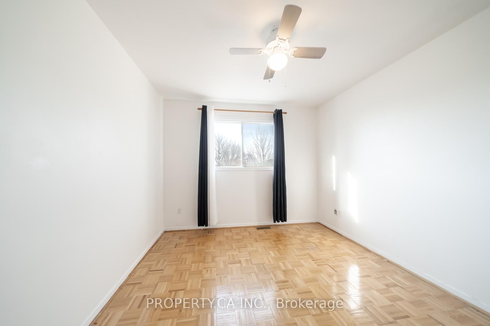 Detached House for sale at 87 O'Connor Crescent, Richmond Hill, Ontario, L4C 7N9 - North Richvale - MLS: N12991376