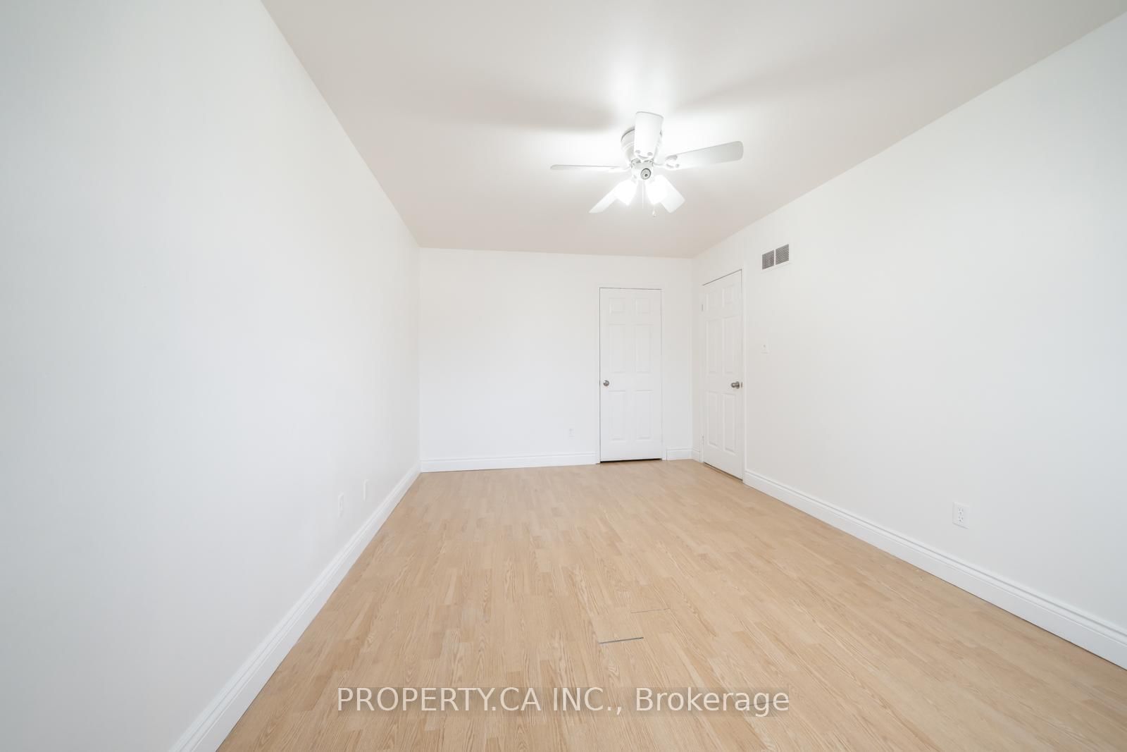 Detached House for sale at 87 O'Connor Crescent, Richmond Hill, Ontario, L4C 7N9 - North Richvale - MLS: N12991376