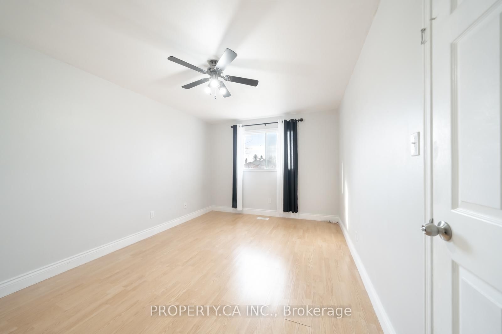 Detached House for sale at 87 O'Connor Crescent, Richmond Hill, Ontario, L4C 7N9 - North Richvale - MLS: N12991376