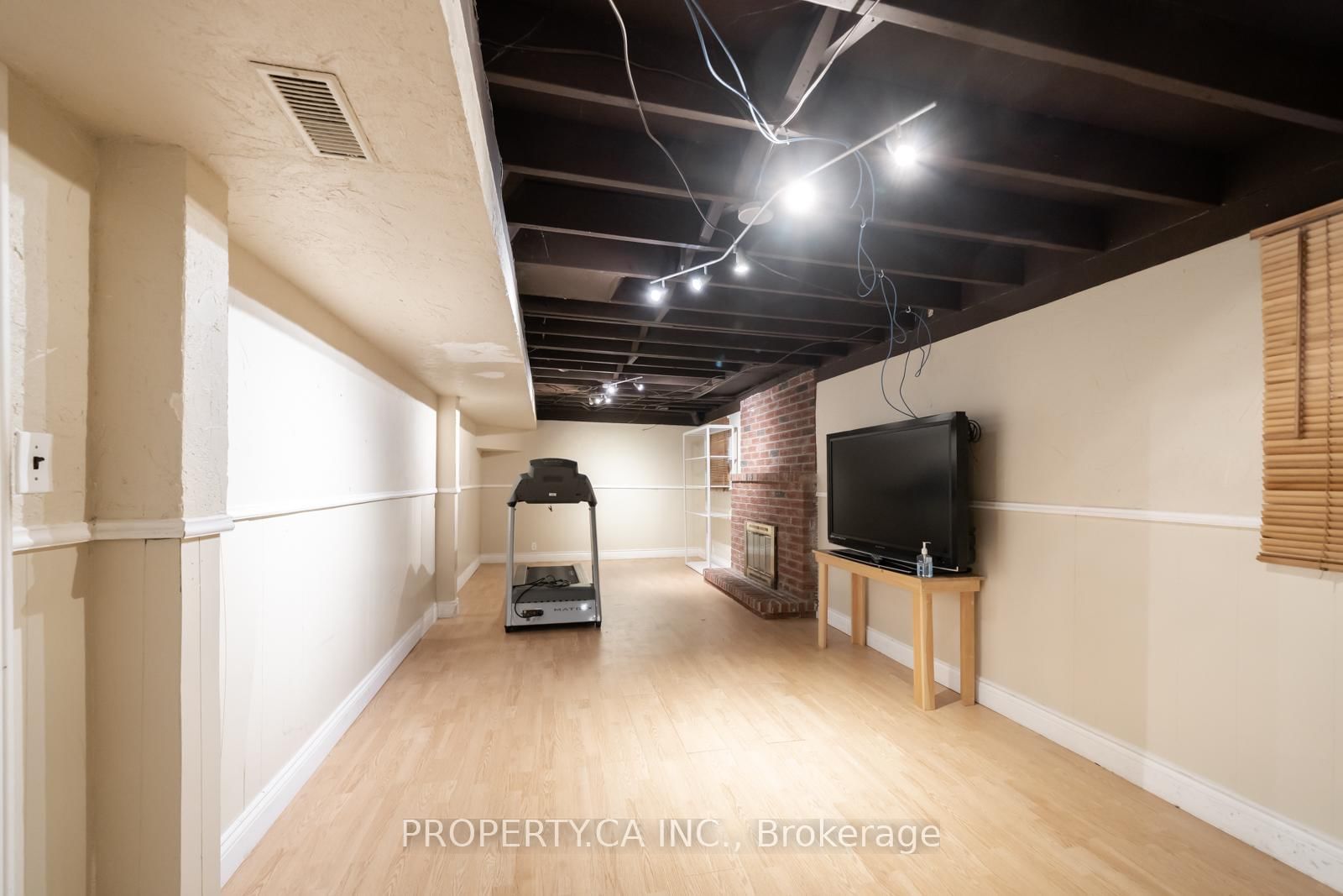 Detached House for sale at 87 O'Connor Crescent, Richmond Hill, Ontario, L4C 7N9 - North Richvale - MLS: N12991376