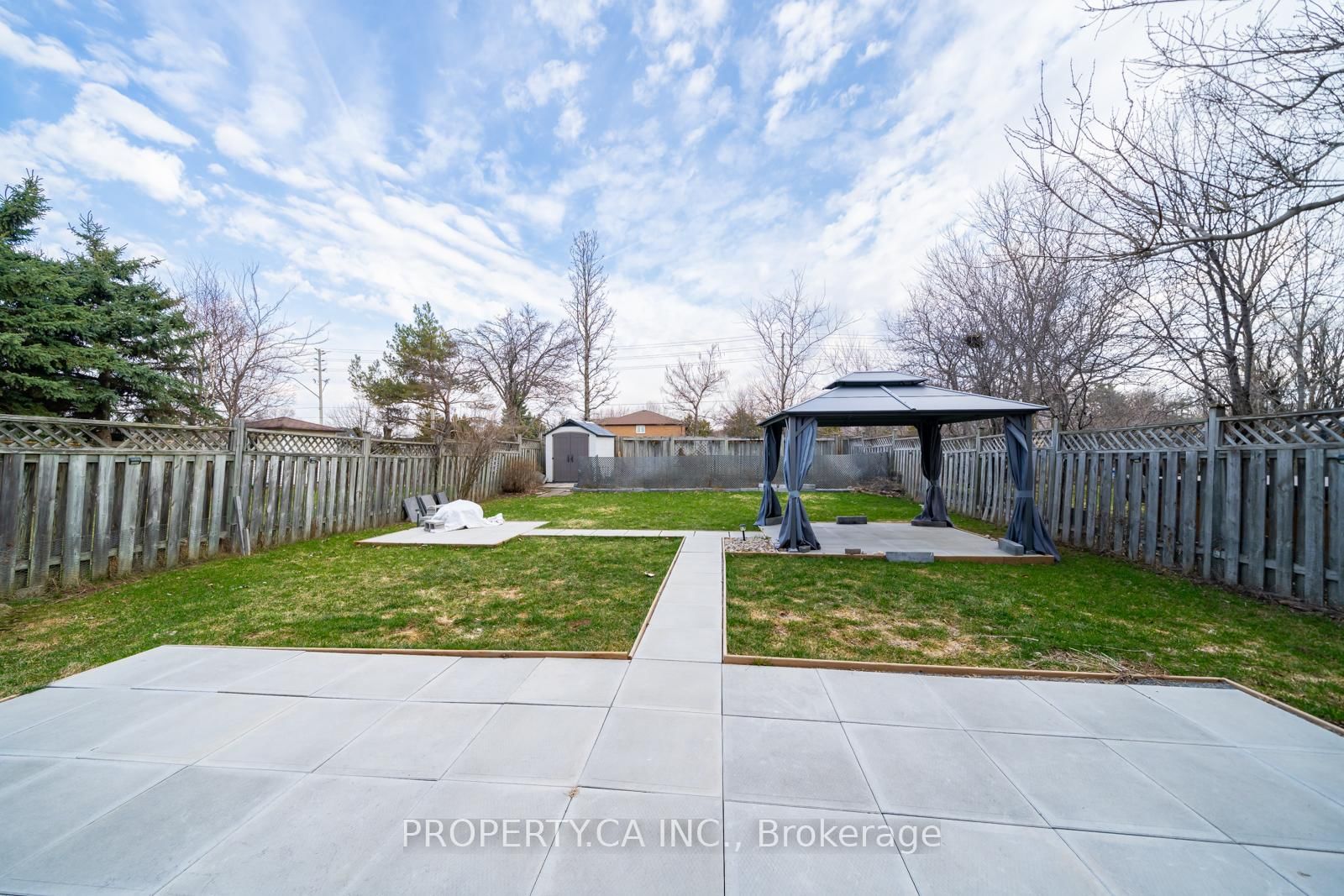 Detached House for sale at 87 O'Connor Crescent, Richmond Hill, Ontario, L4C 7N9 - North Richvale - MLS: N12991376