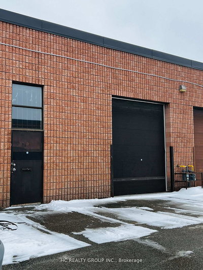 13 - 25 West Beaver Creek Rd | Richmond Hill | Image