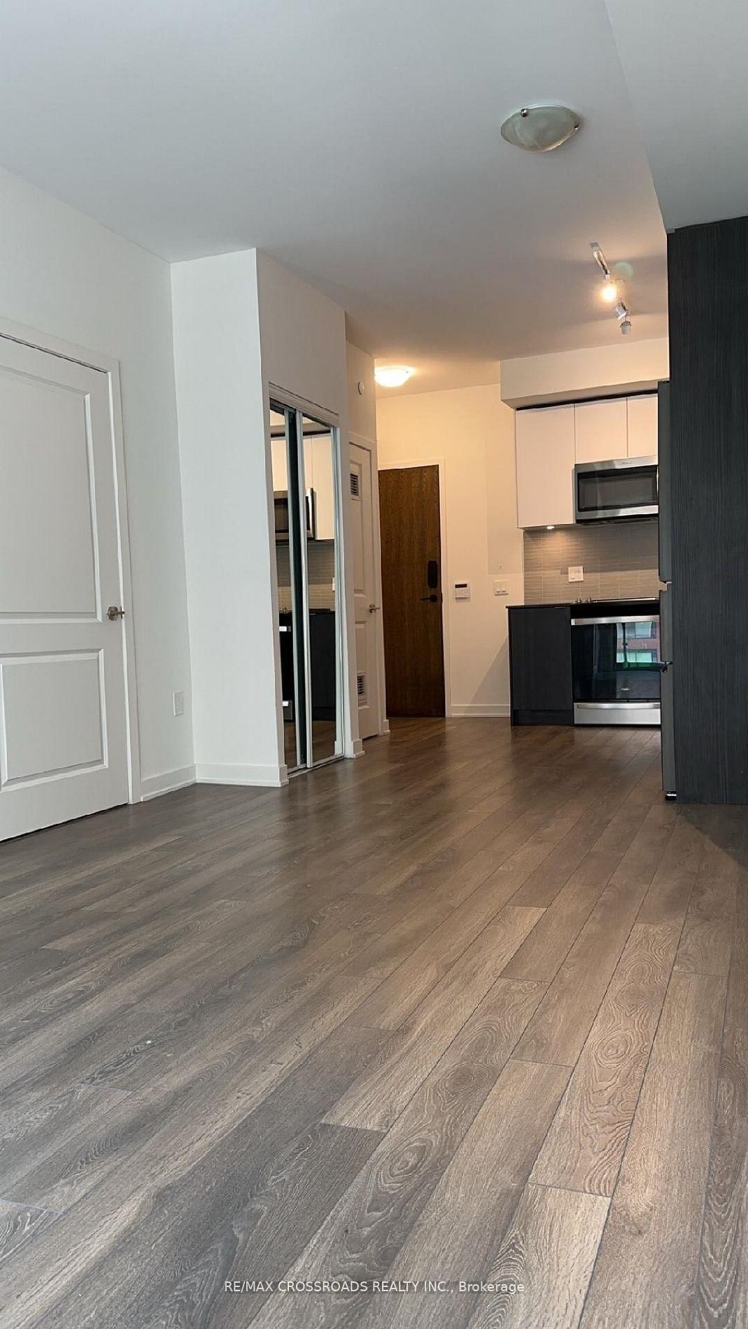 100 Eagle Rock Way, Unit 310 - Photo 3