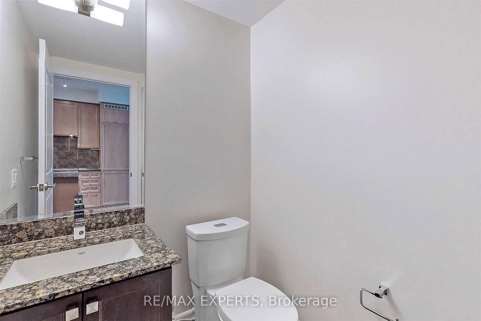 9085 Jane Street, Unit 702 - Photo 10