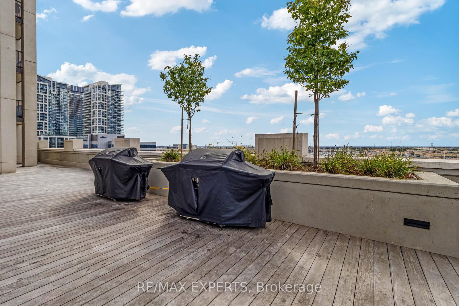 9085 Jane Street, Unit 702 - Photo 21