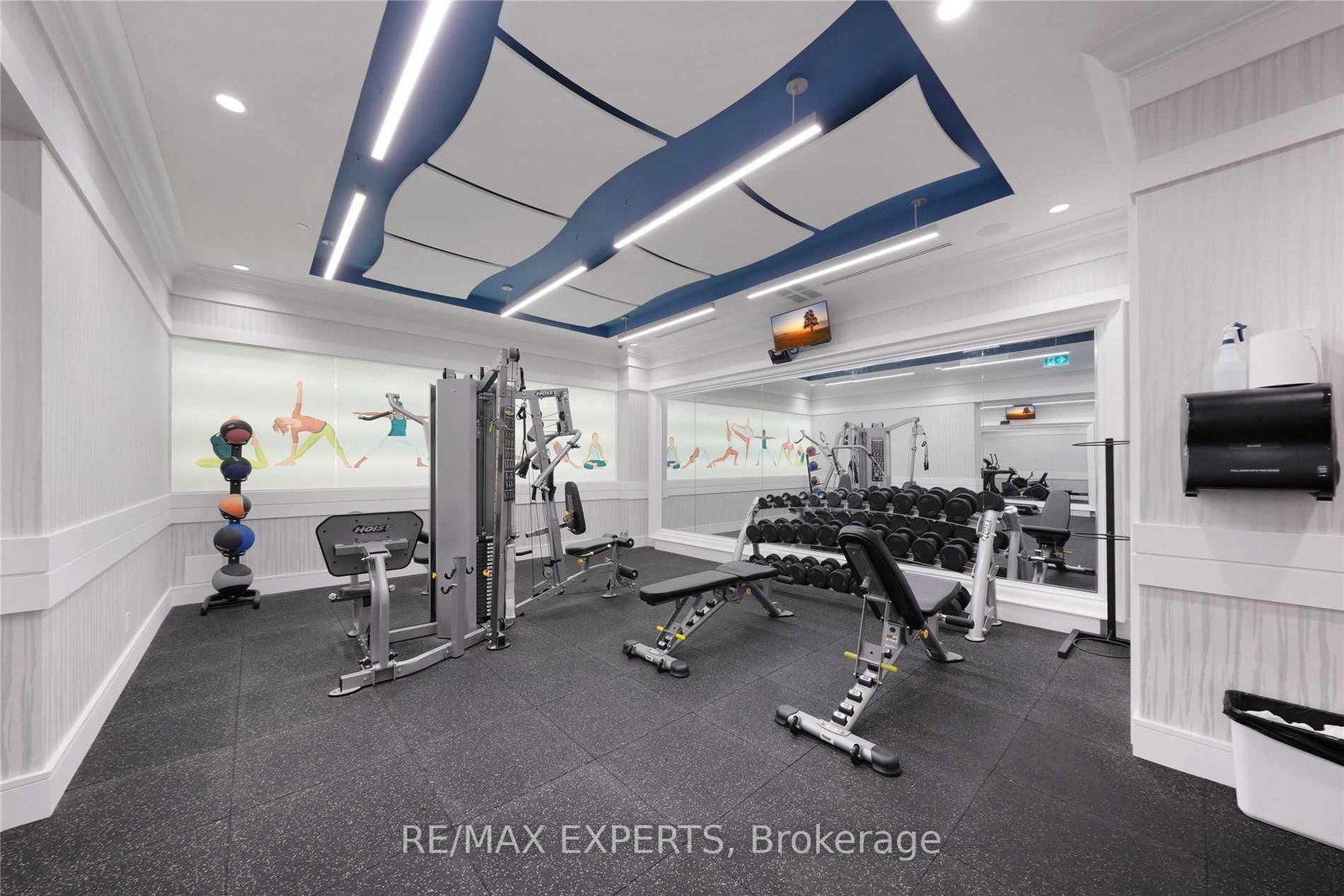 9085 Jane Street, Unit 702 - Photo 38