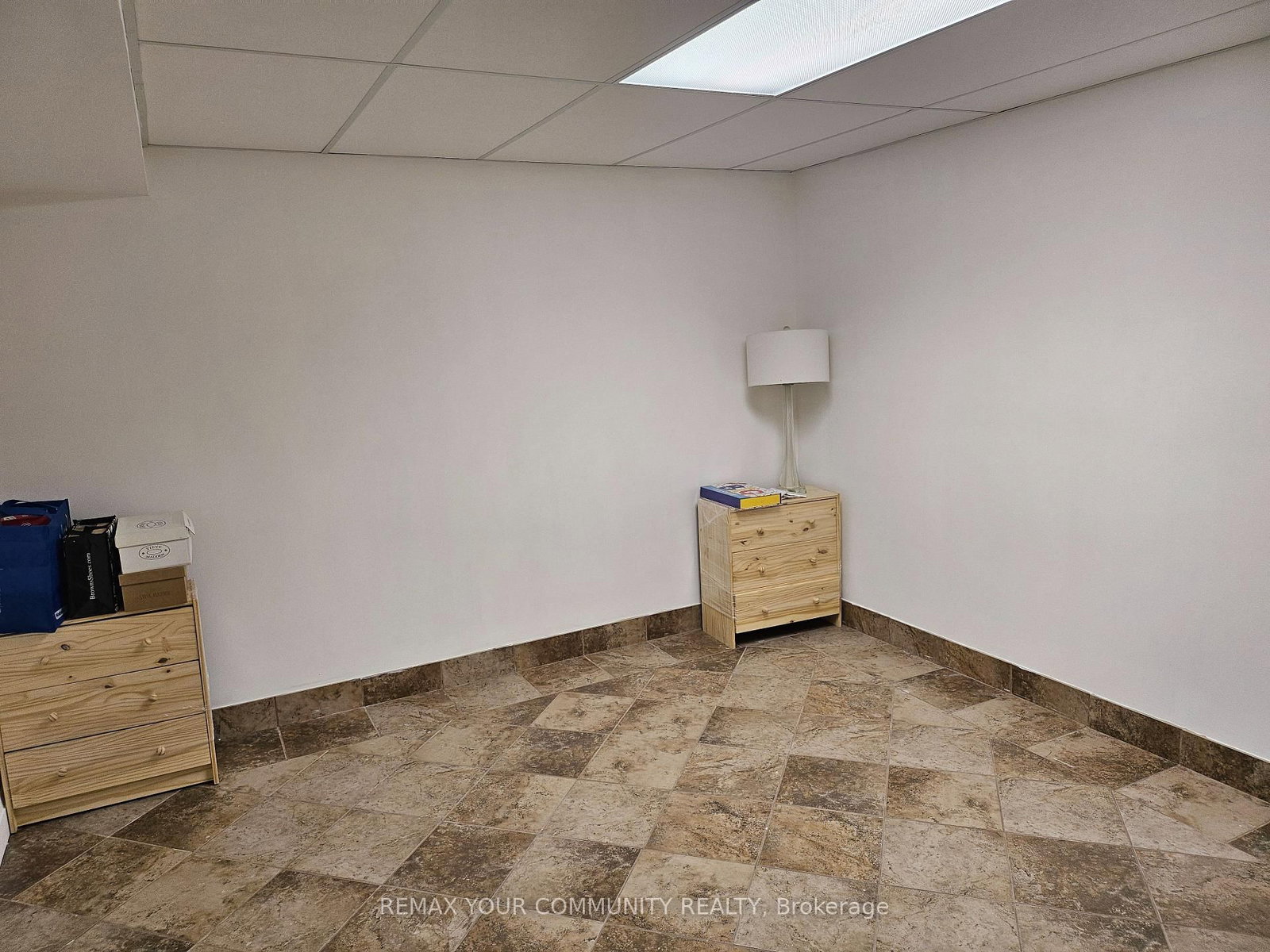 14 Sequoia Road, Unit Basement - Photo 5