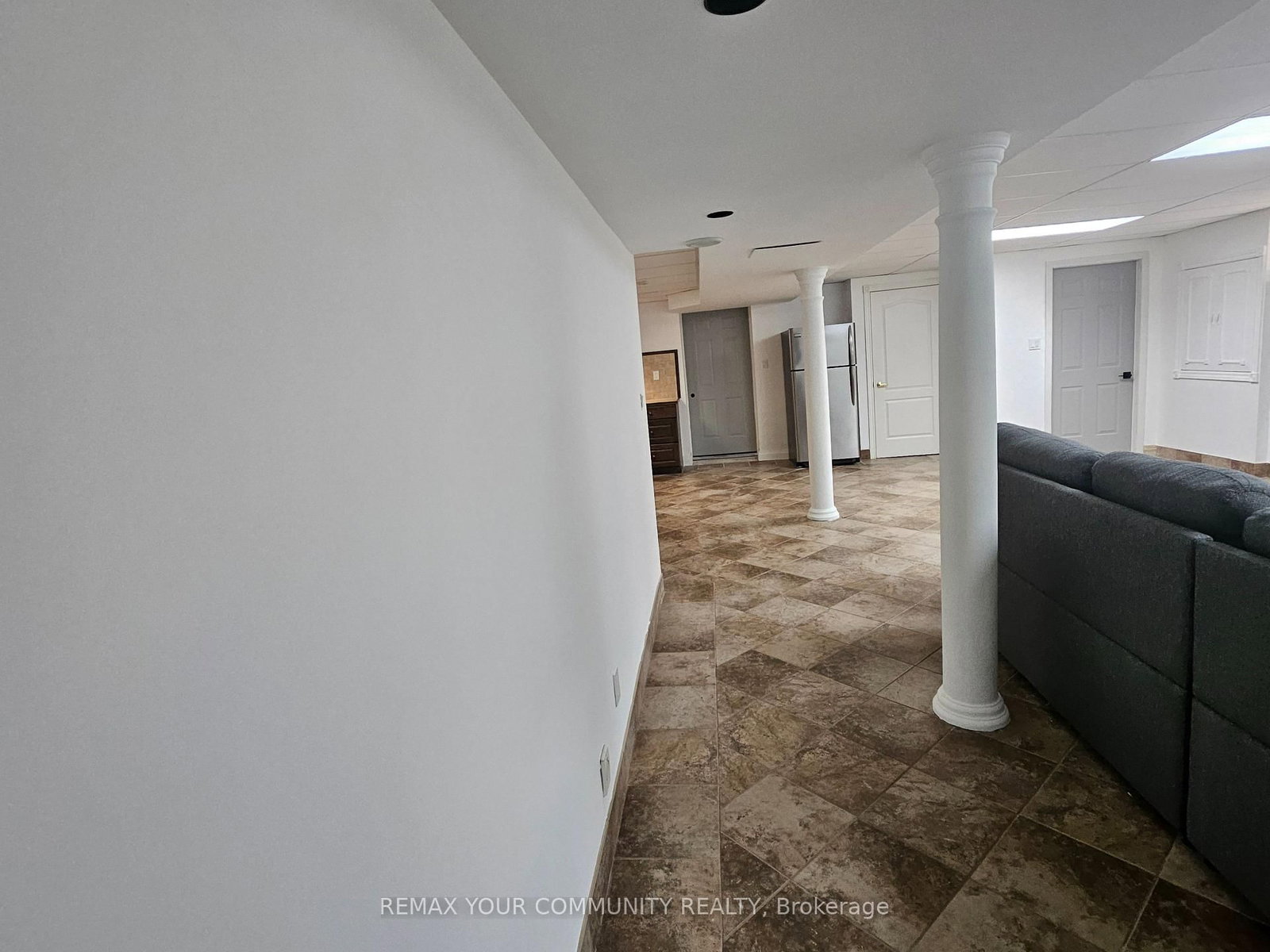 14 Sequoia Road, Unit Basement - Photo 8