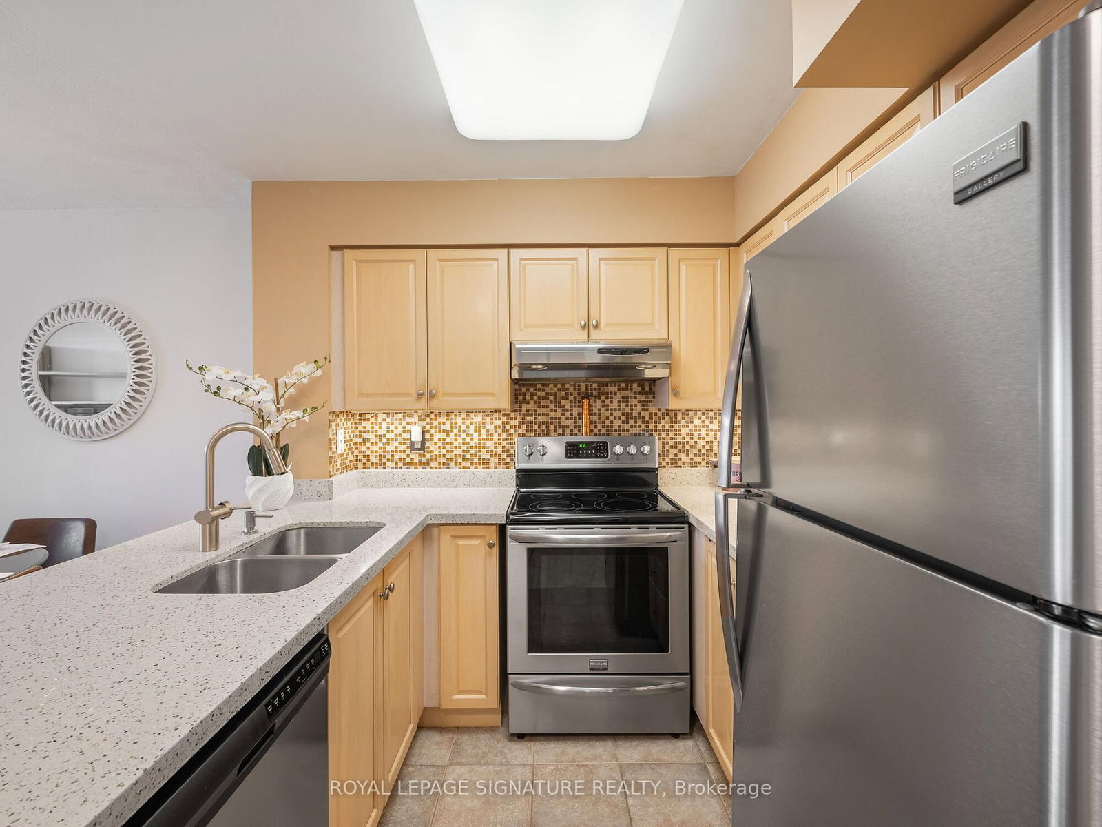 9 Northern Hts Drive, Unit 502 - Photo 11