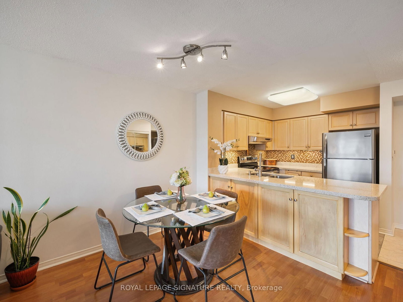 9 Northern Hts Drive, Unit 502 - Photo 15