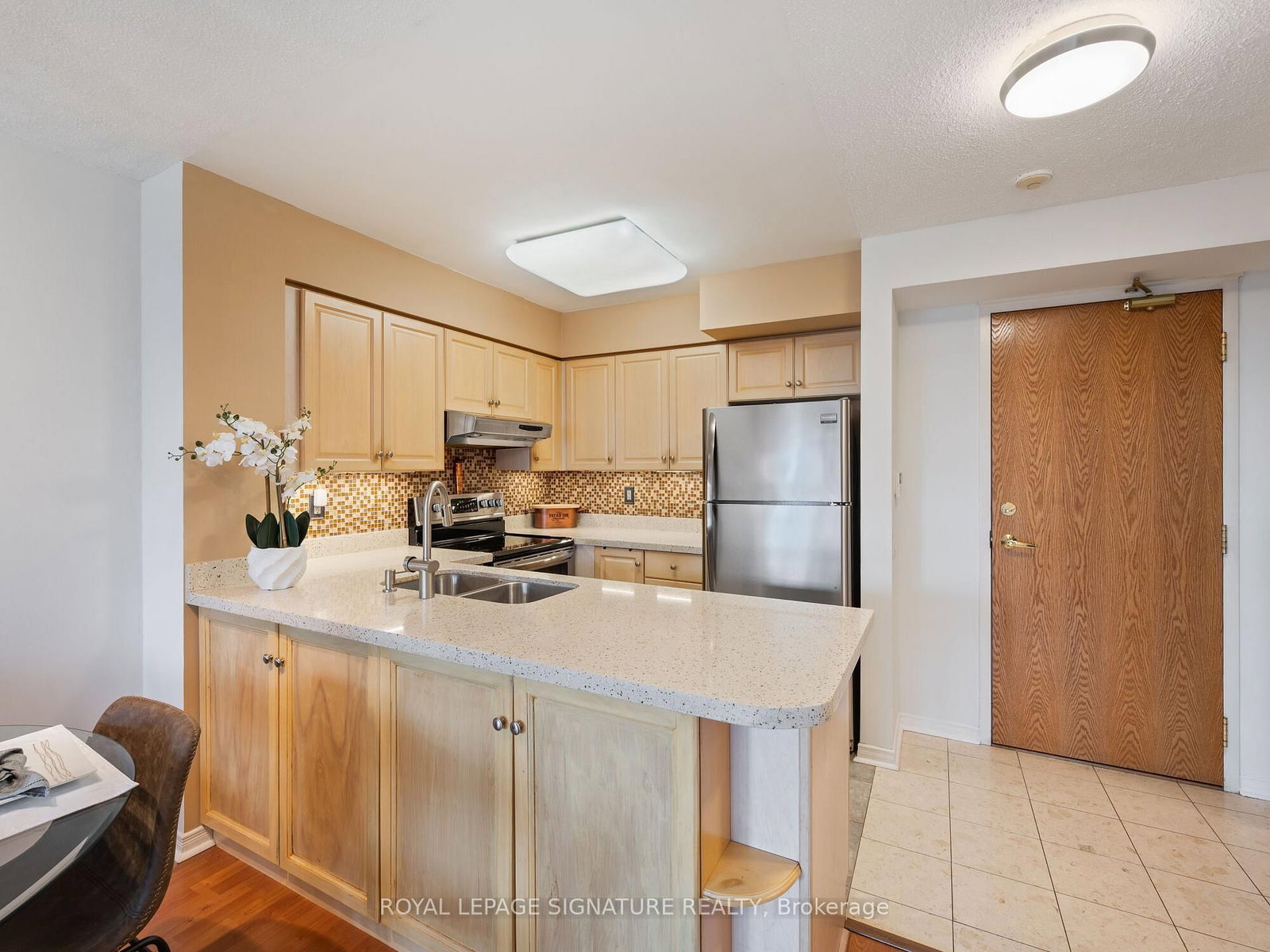 9 Northern Hts Drive, Unit 502 - Photo 9