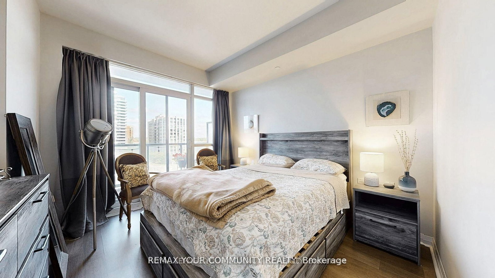 Condo for sale at 609-55 Oneida Crescent, Richmond Hill, Ontario, L4B 4T9 - Langstaff - MLS: N12991926