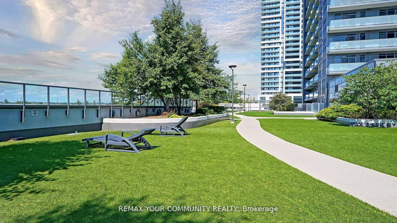 Condo for sale at 609-55 Oneida Crescent, Richmond Hill, Ontario, L4B 4T9 - Langstaff - MLS: N12991926