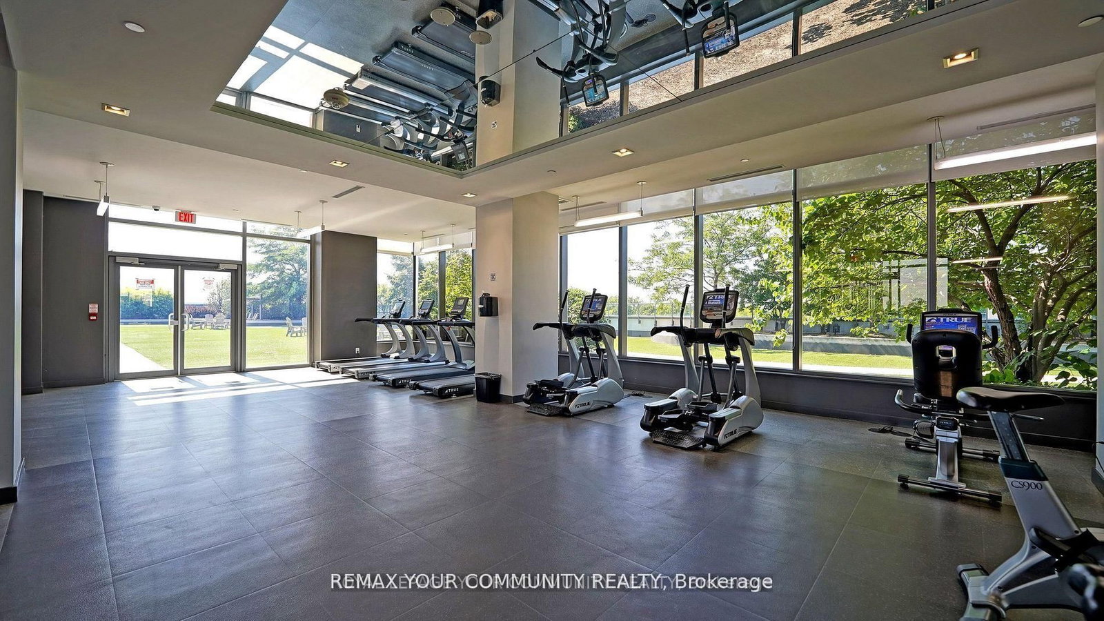 Condo for sale at 609-55 Oneida Crescent, Richmond Hill, Ontario, L4B 4T9 - Langstaff - MLS: N12991926