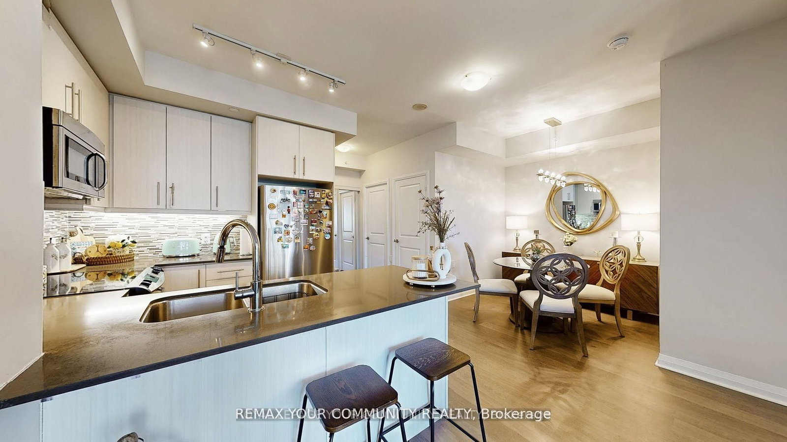 Condo for sale at 609-55 Oneida Crescent, Richmond Hill, Ontario, L4B 4T9 - Langstaff - MLS: N12991926