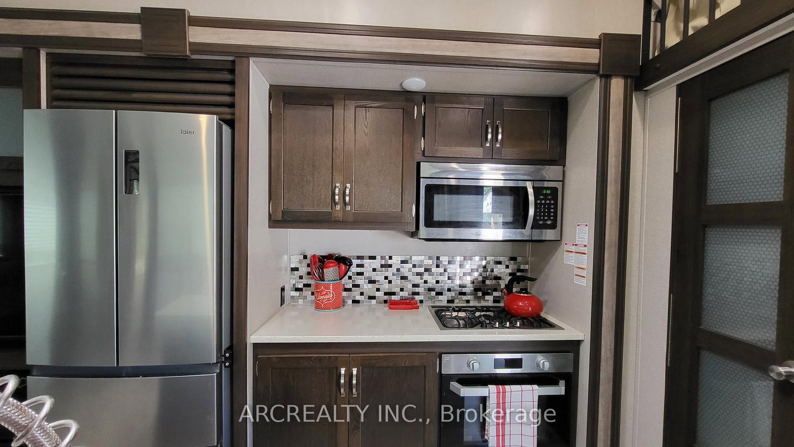 69 Horseshoe Circle • Georgina, ON photo 6