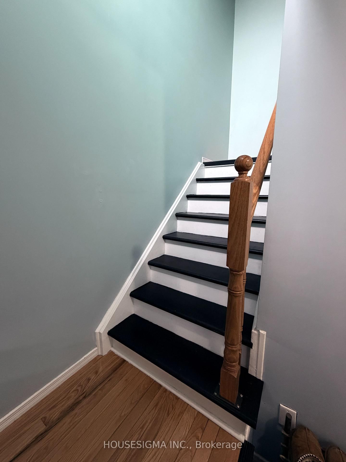 Townhouse for sale at 58 Lookout Street, Essa, Ontario, L0M 1B4 - Angus - MLS: N12992118