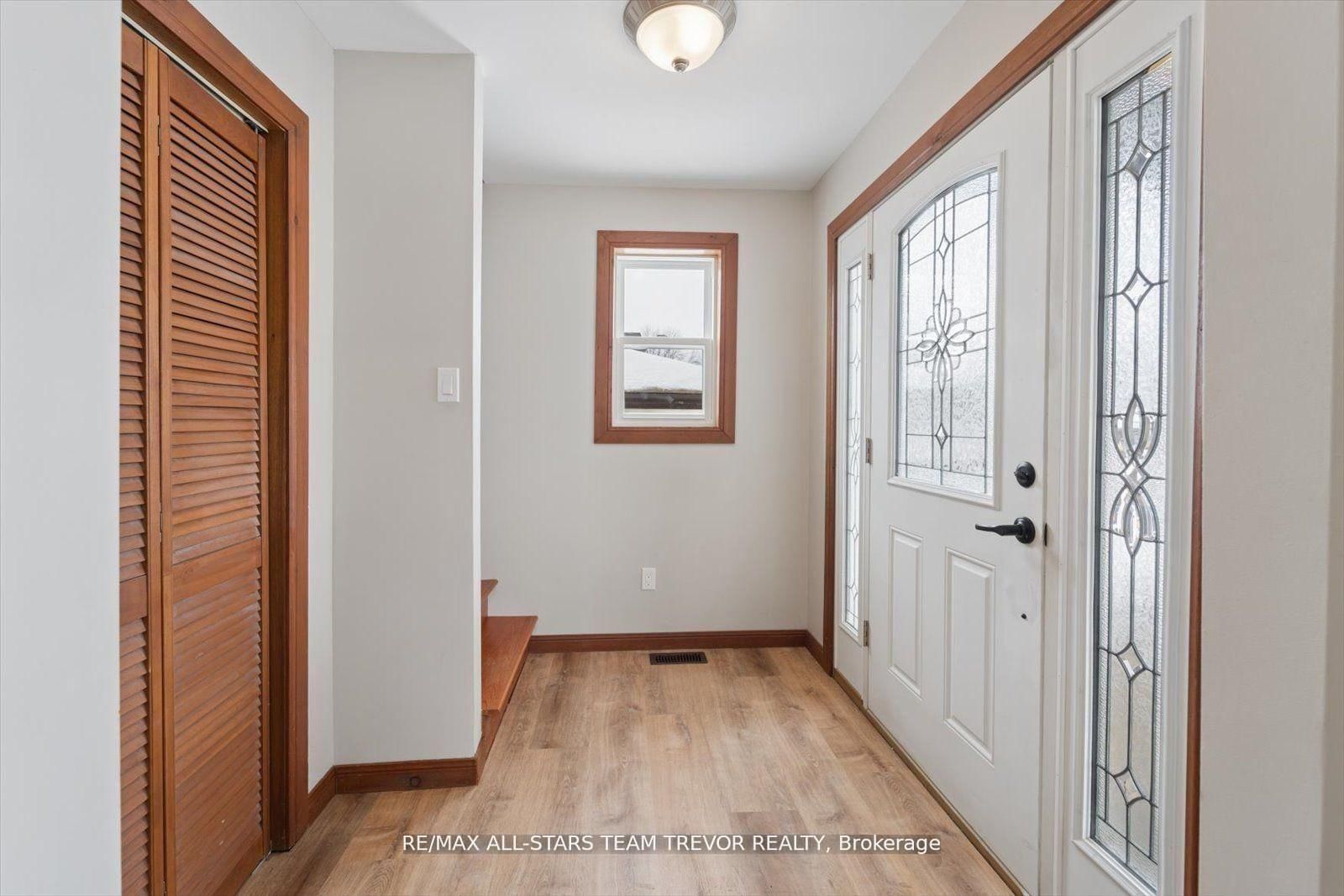 Detached House for sale at 277 Parkway Avenue, Georgina, Ontario, L4P 2W1 - Keswick South - MLS: N12992274