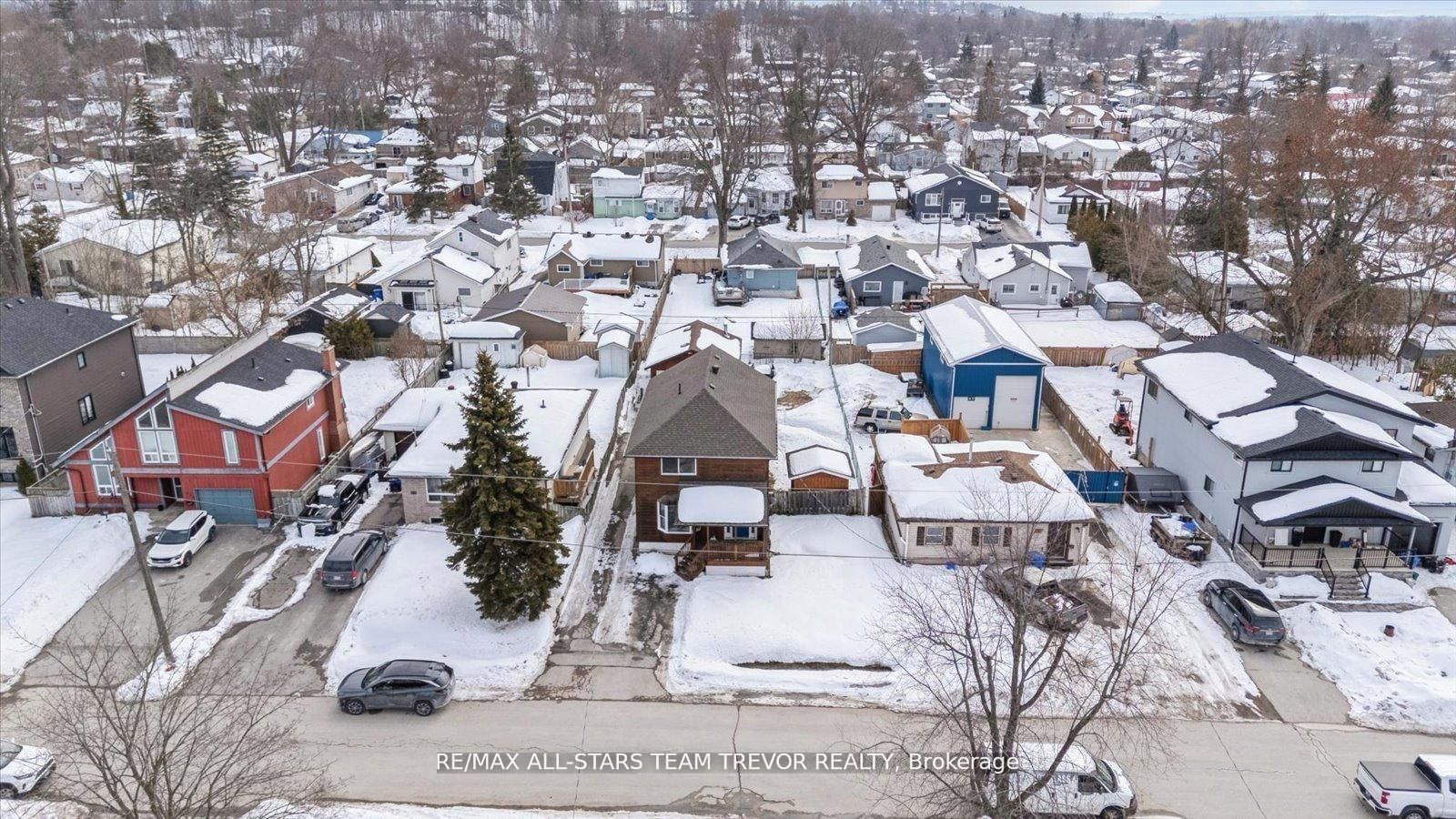 Detached House for sale at 277 Parkway Avenue, Georgina, Ontario, L4P 2W1 - Keswick South - MLS: N12992274