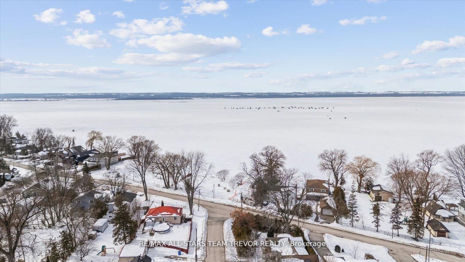 Detached House for sale at 277 Parkway Avenue, Georgina, Ontario, L4P 2W1 - Keswick South - MLS: N12992274