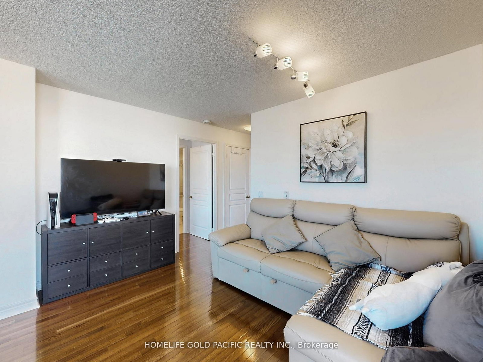 350 Red Maple Road, Unit 1211 - Photo 10