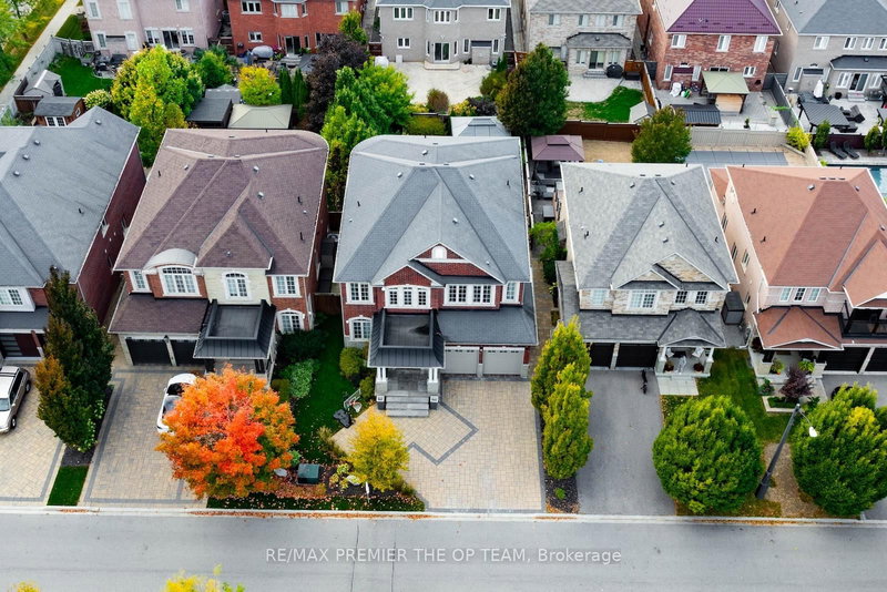 226 Via Borghese St, Vaughan, L4H 0Y6 | Image 2