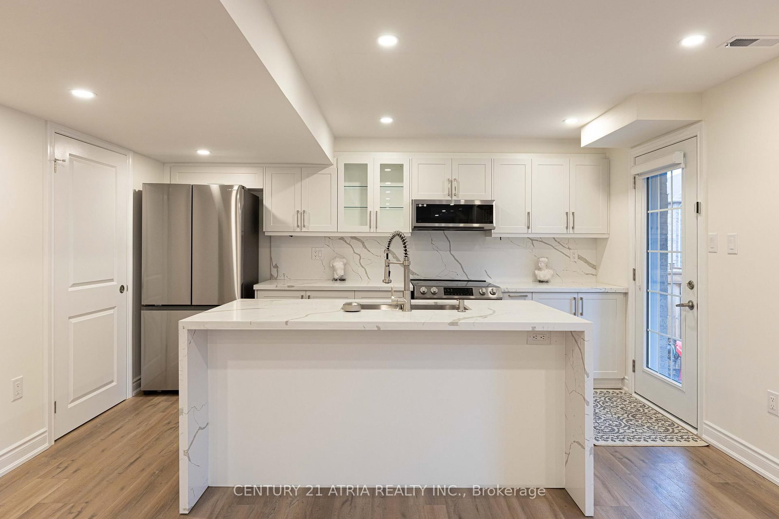 38 Balsdon Hollow, Unit Lower Level - Photo 3