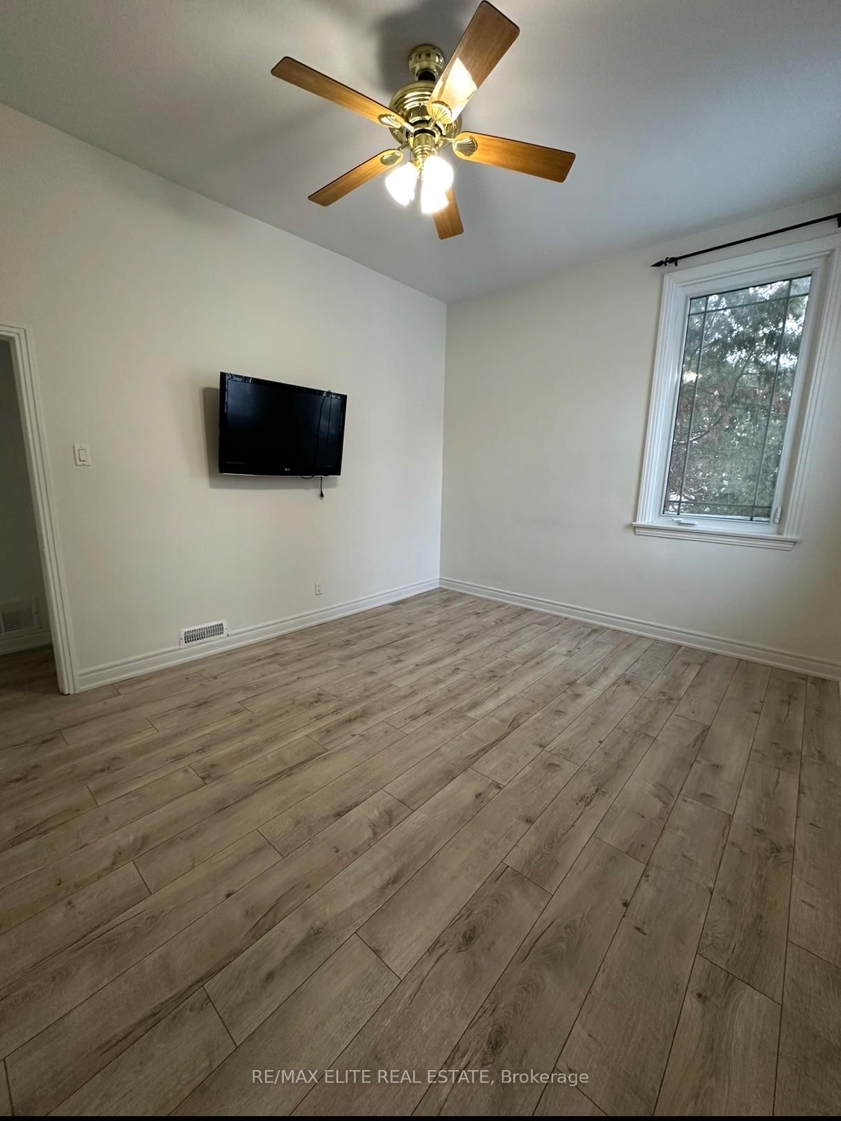 769 Arthur Street - Photo 8