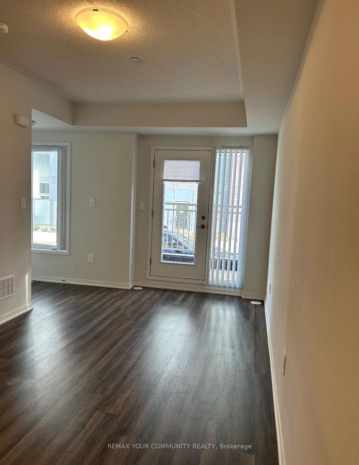 39 Honeycrisp Crescent, Unit 93 - Photo 5