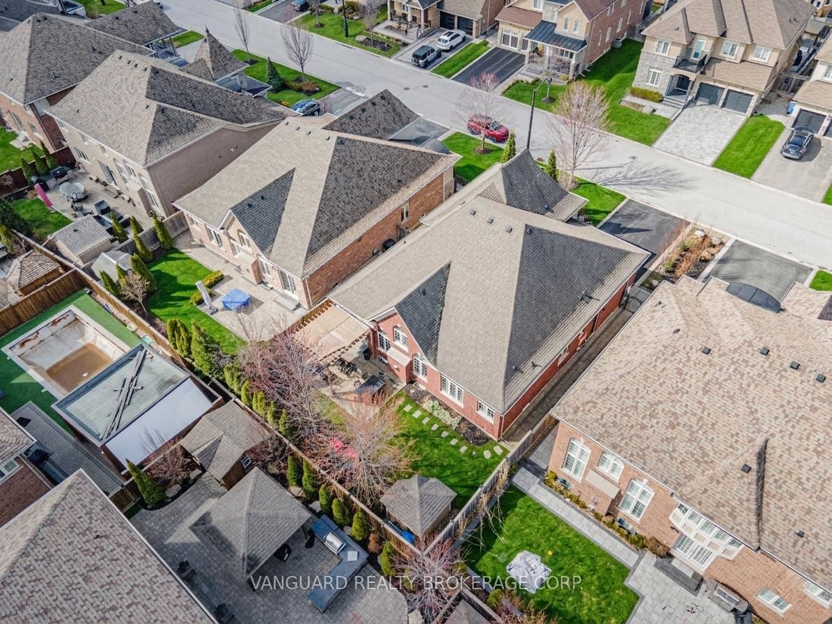 Detached House for sale at 13 Anderson Cove Trail, King, Ontario, L0G 1N0 - Nobleton - MLS: N12992674