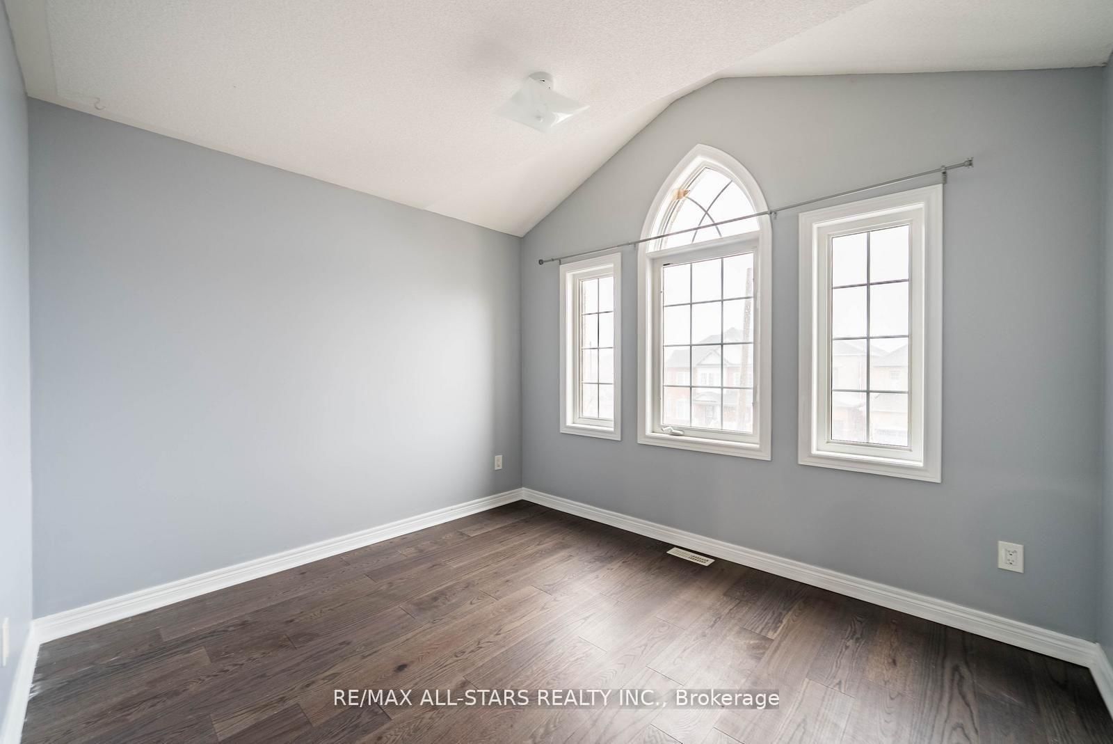 138 Yakefarm Boulevard - Photo 24