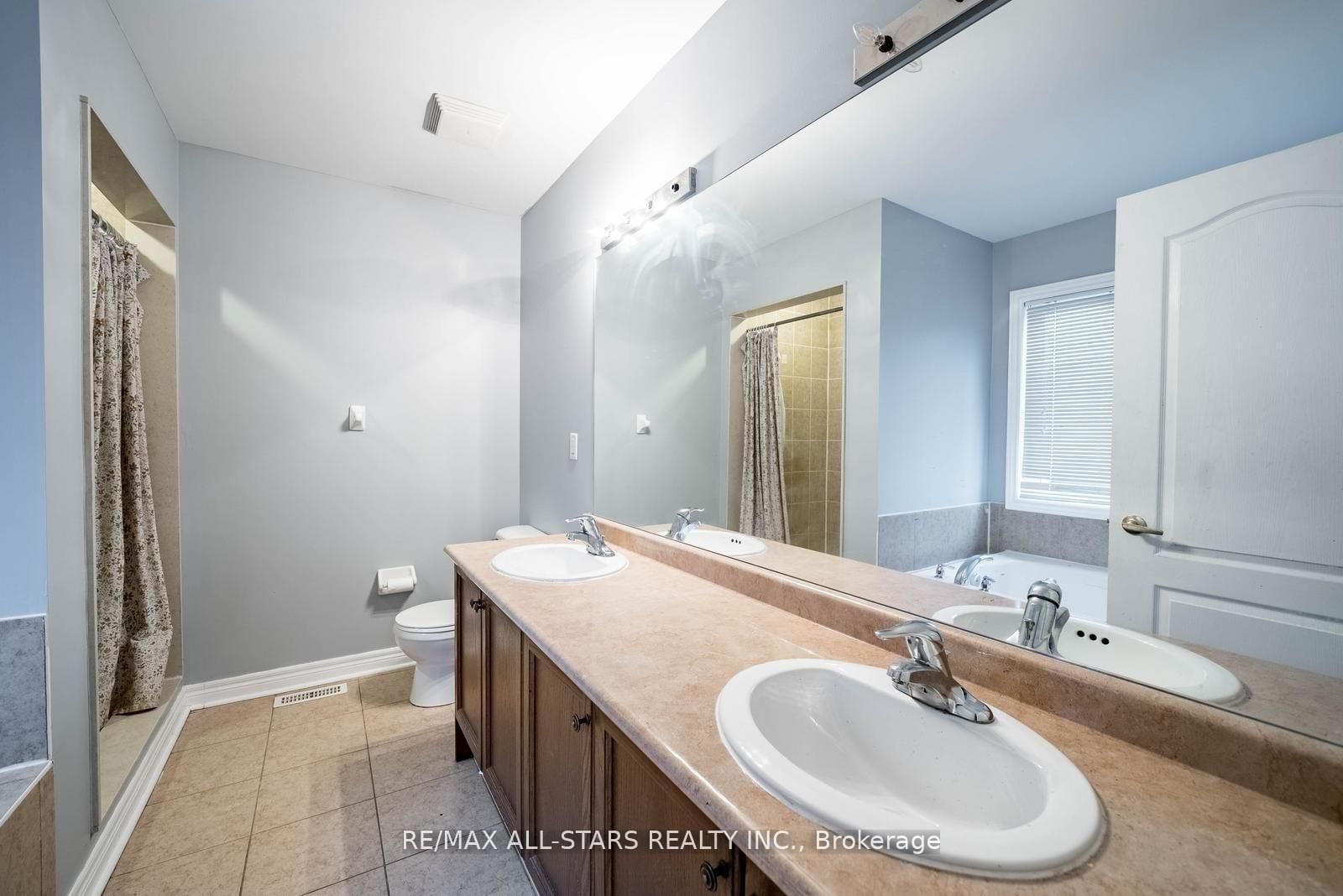 138 Yakefarm Boulevard - Photo 31