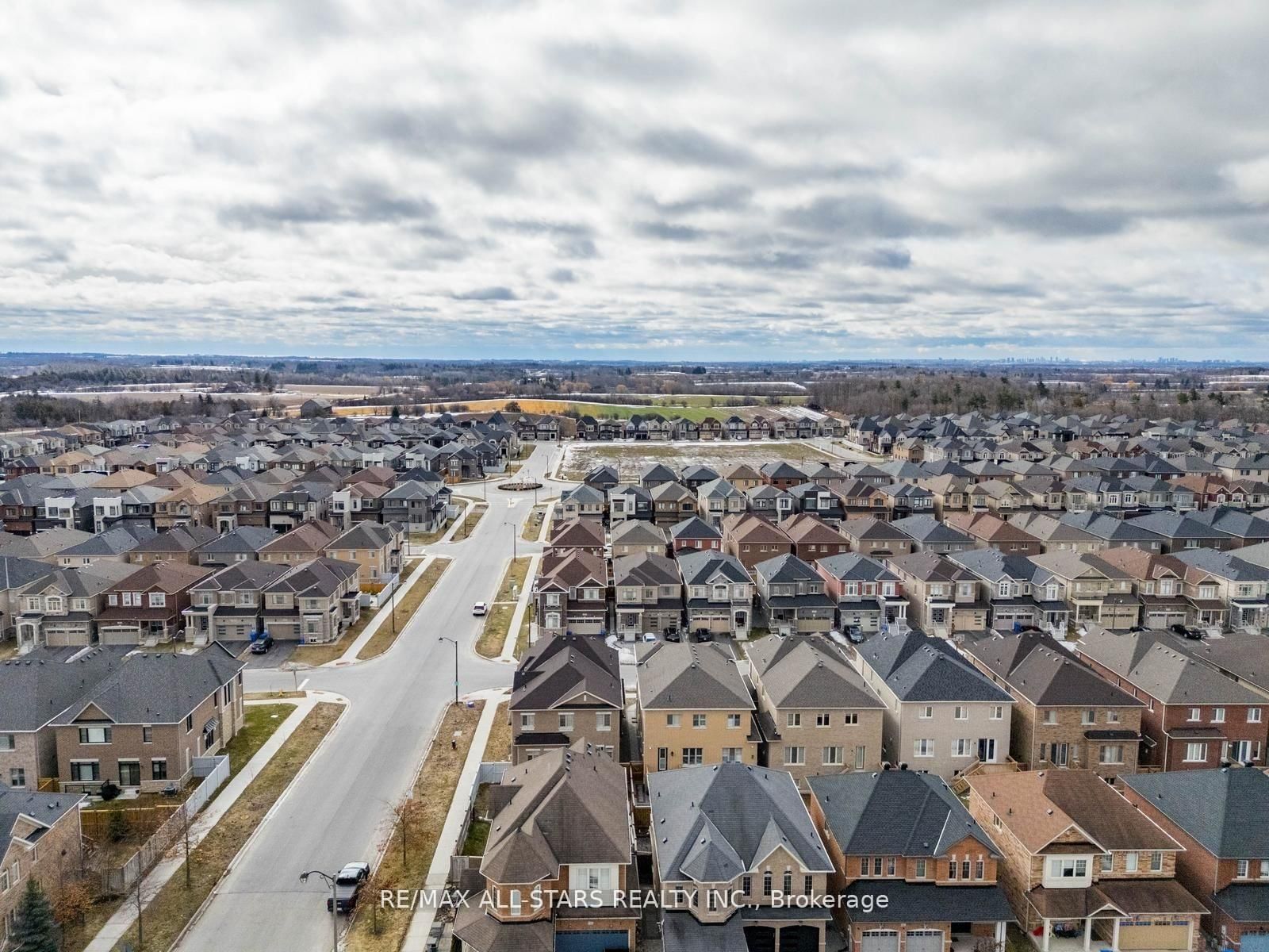 138 Yakefarm Boulevard - Photo 36