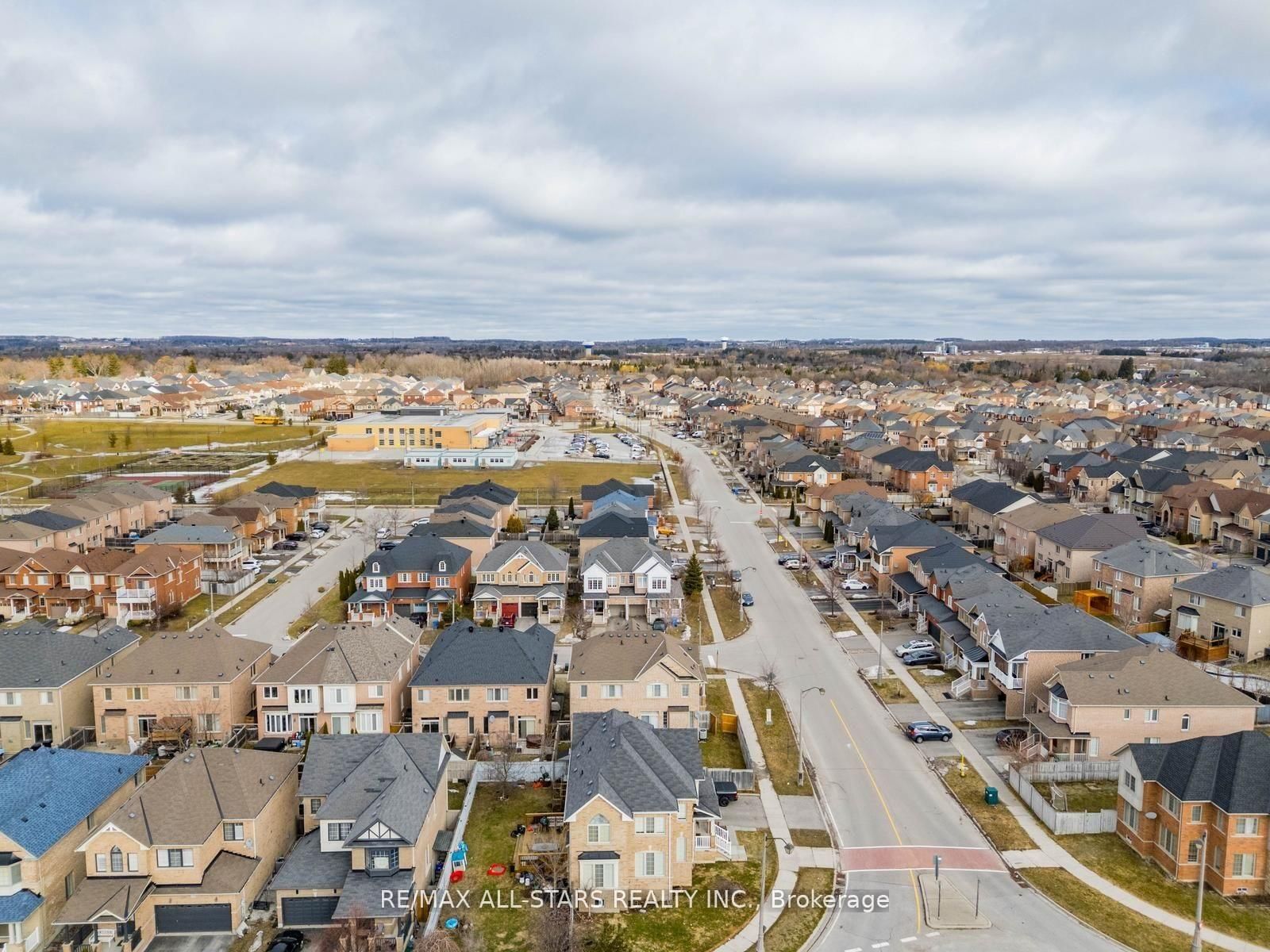 138 Yakefarm Boulevard - Photo 38