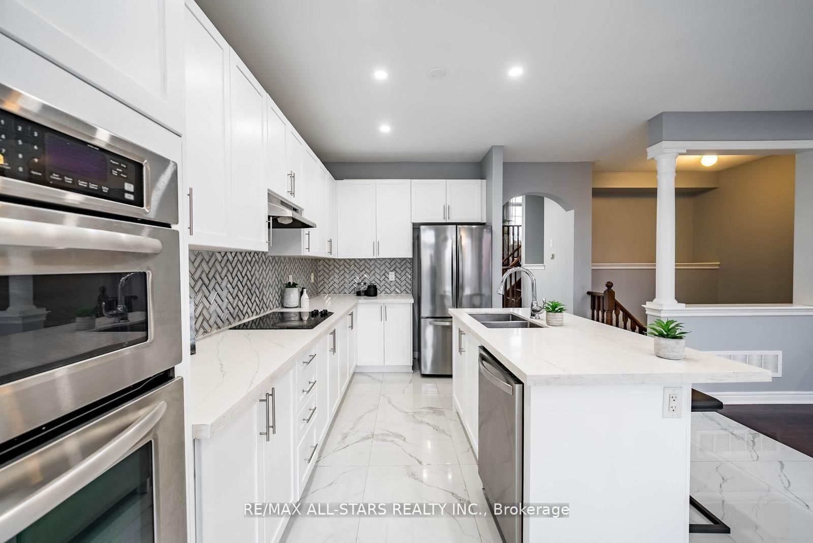 138 Yakefarm Boulevard - Photo 7