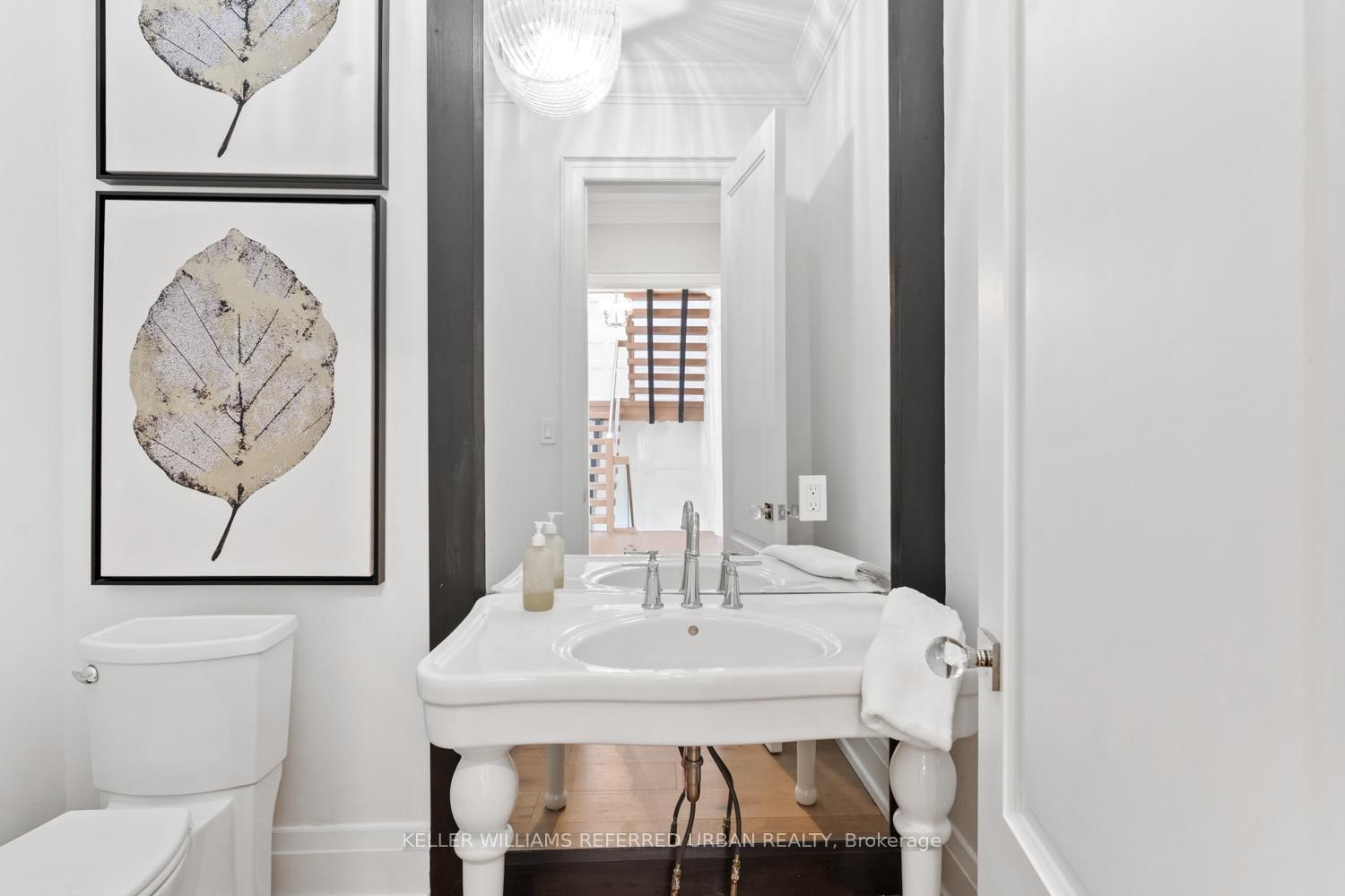 197 Sherwood Place - Photo 17