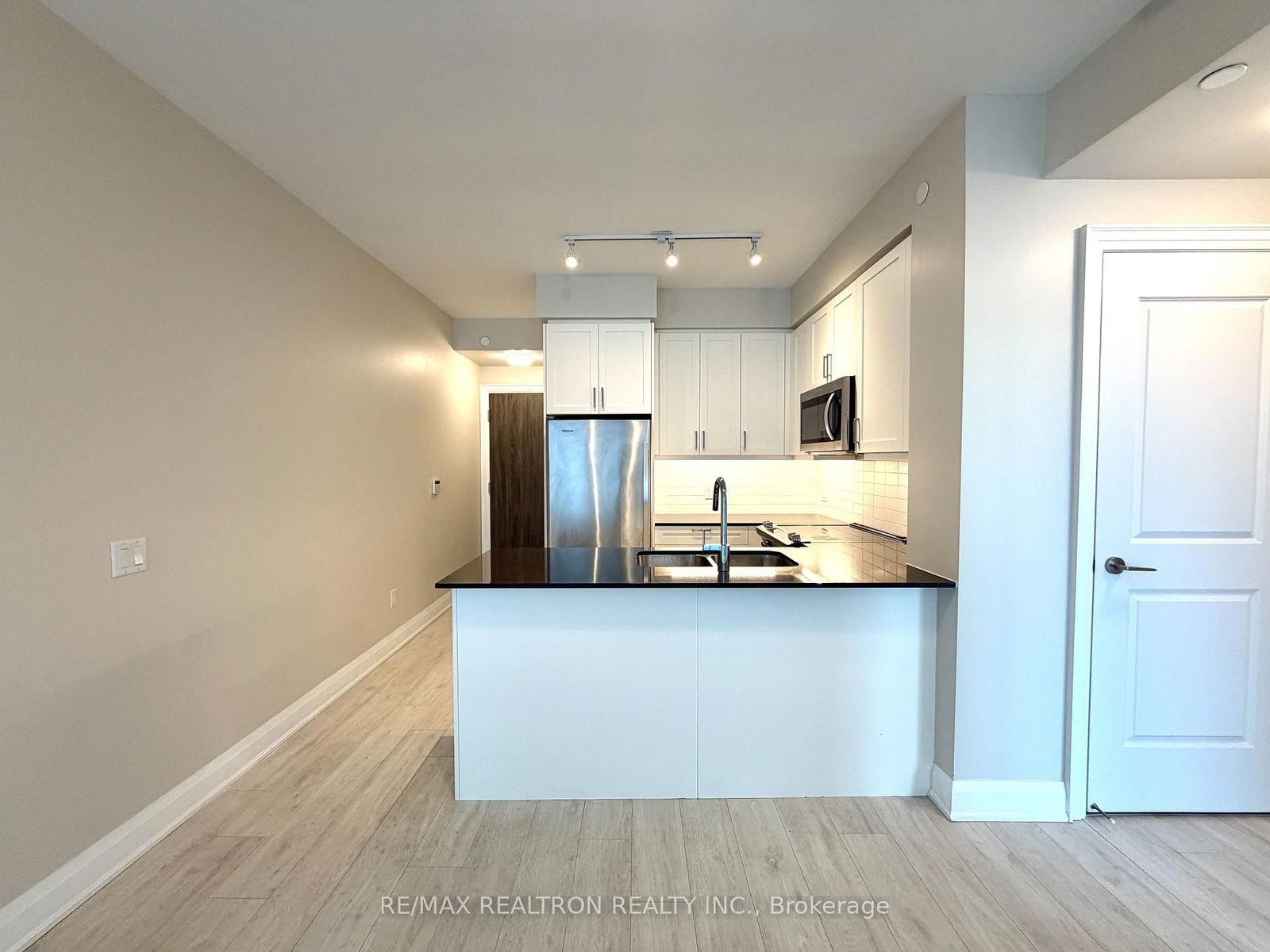 20 Gatineau Drive, Unit 1501E - Photo 8