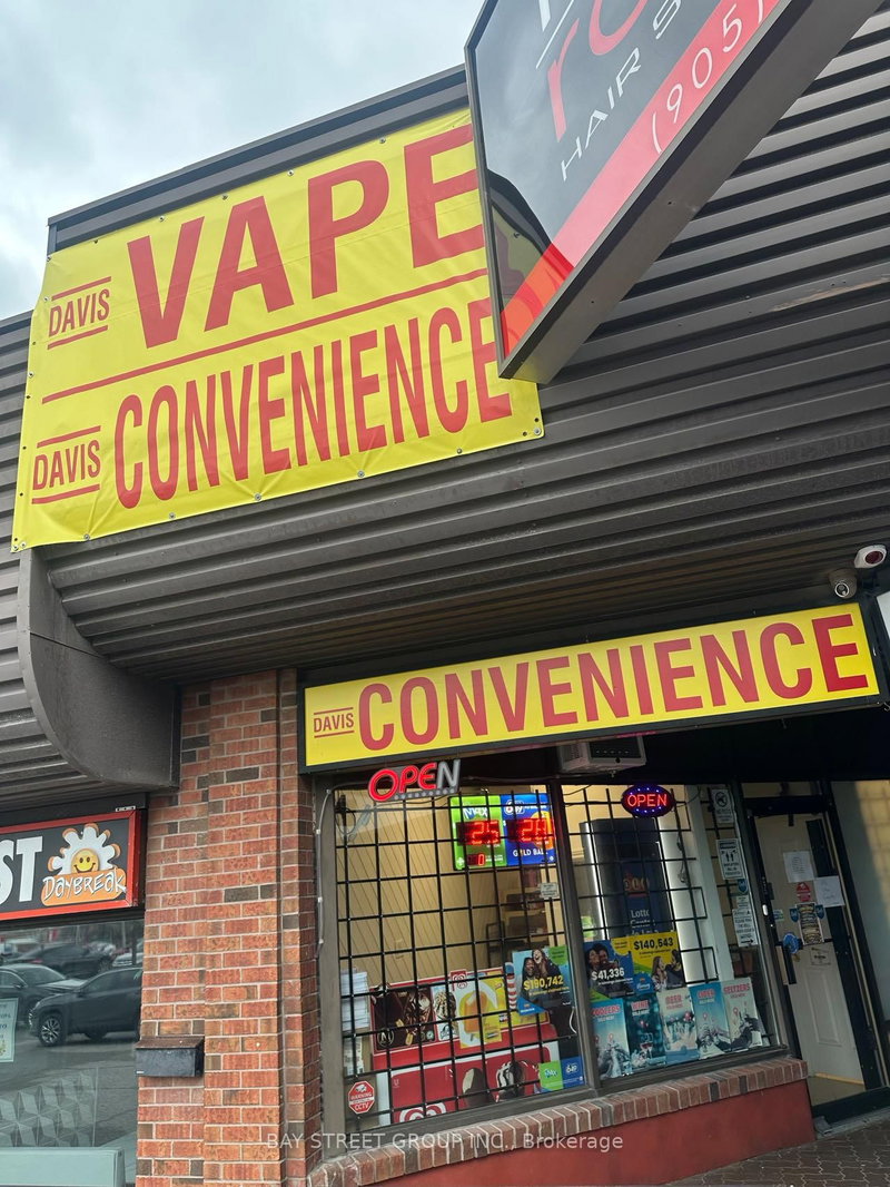 # 7 - 1065 Davis Dr, Newmarket, L3Y 2R9 | Image 2