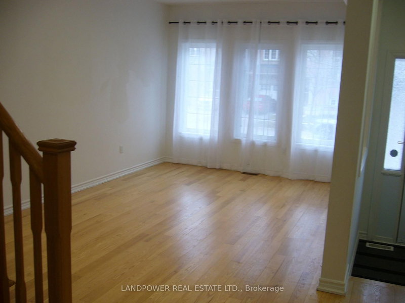 24 Hammersly Blvd, Markham, L6E 0H6 | Image 3