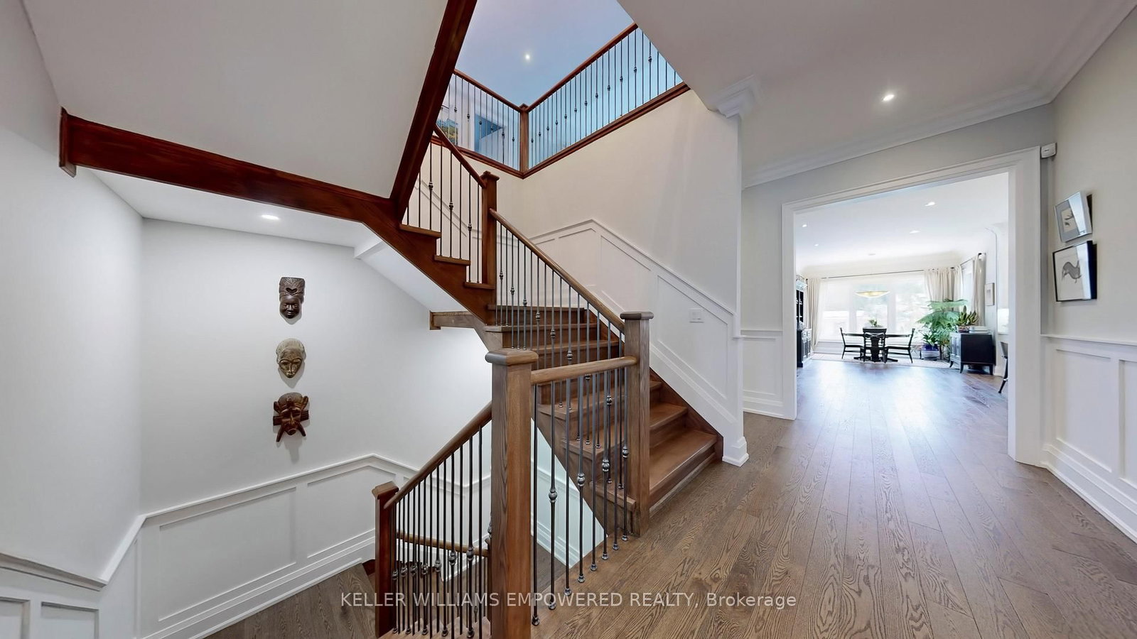 Detached House for sale at 29 Bedford Park Avenue, Richmond Hill, Ontario, L4C 2N9 - Crosby - MLS: N12993118