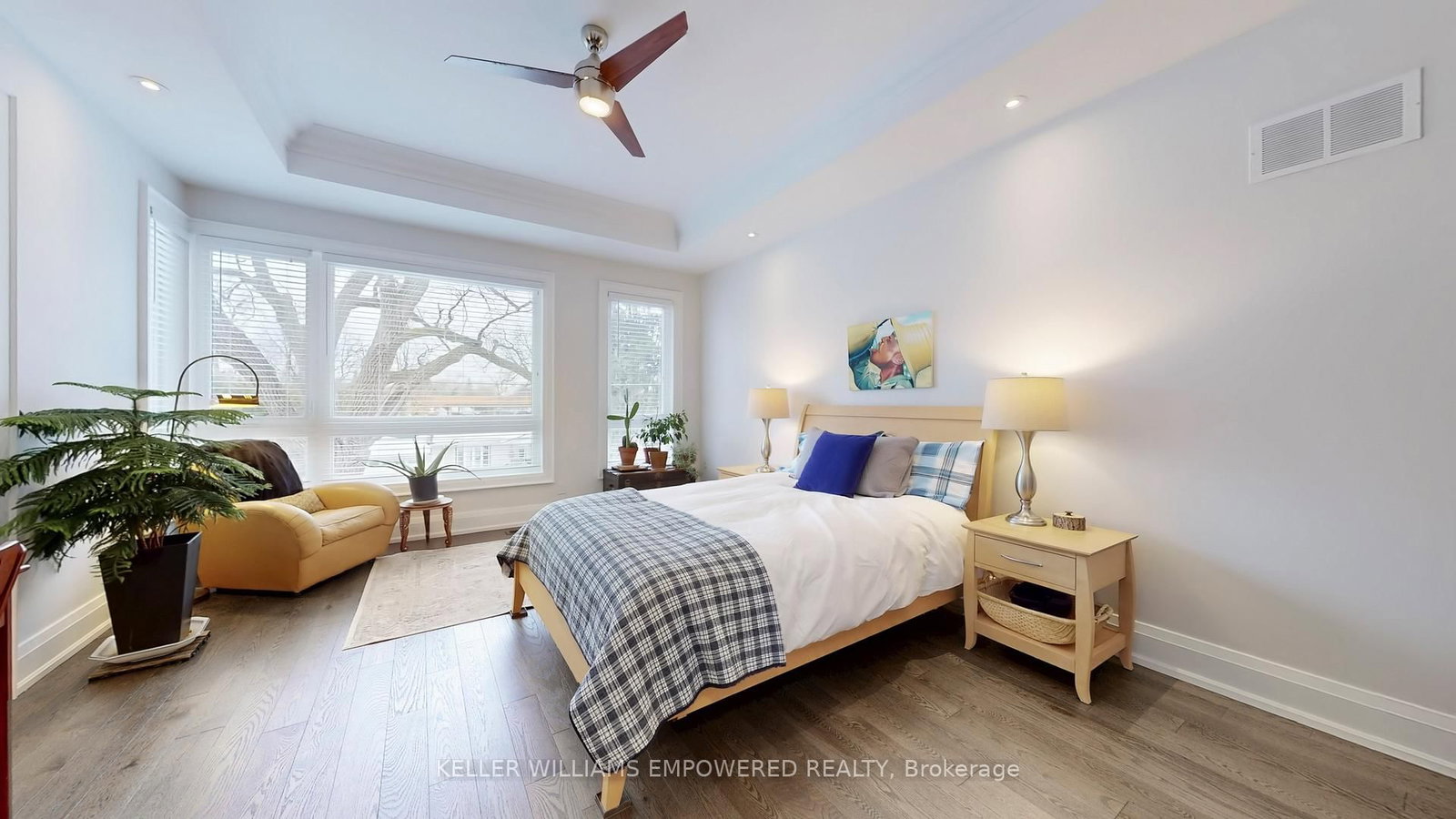 Detached House for sale at 29 Bedford Park Avenue, Richmond Hill, Ontario, L4C 2N9 - Crosby - MLS: N12993118