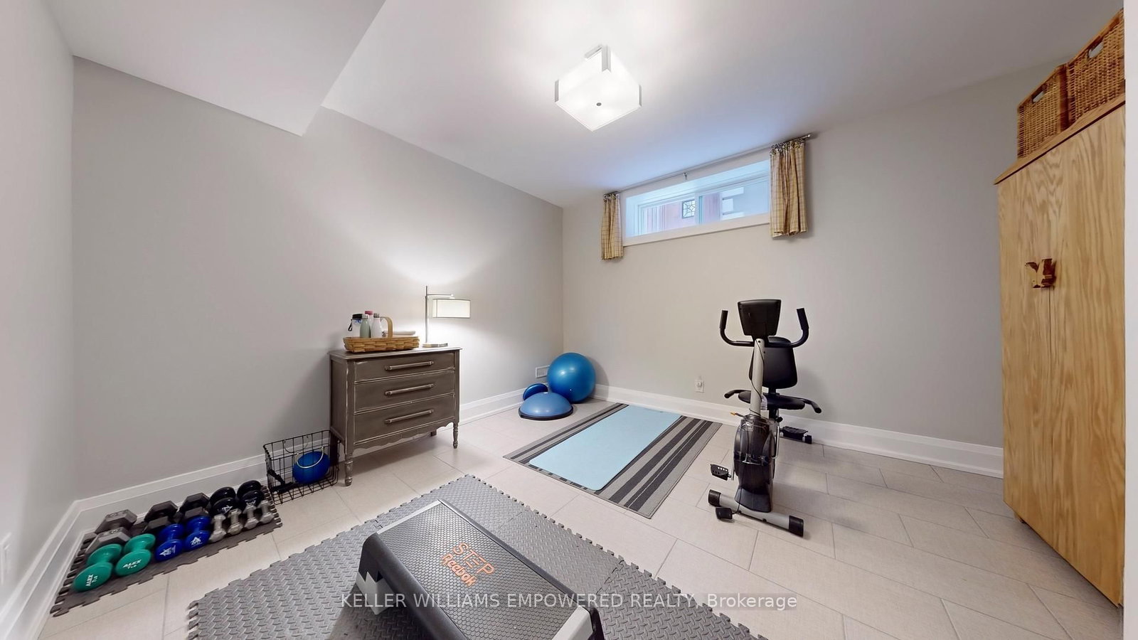 Detached House for sale at 29 Bedford Park Avenue, Richmond Hill, Ontario, L4C 2N9 - Crosby - MLS: N12993118