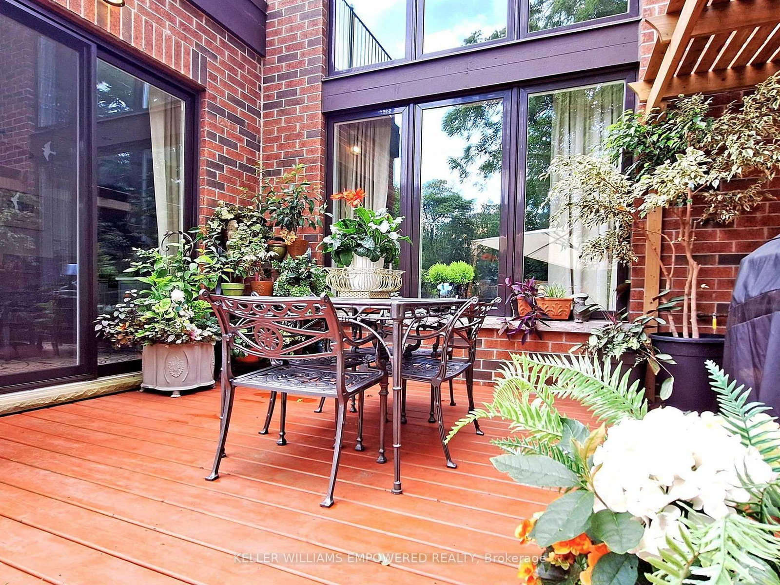 Detached House for sale at 29 Bedford Park Avenue, Richmond Hill, Ontario, L4C 2N9 - Crosby - MLS: N12993118